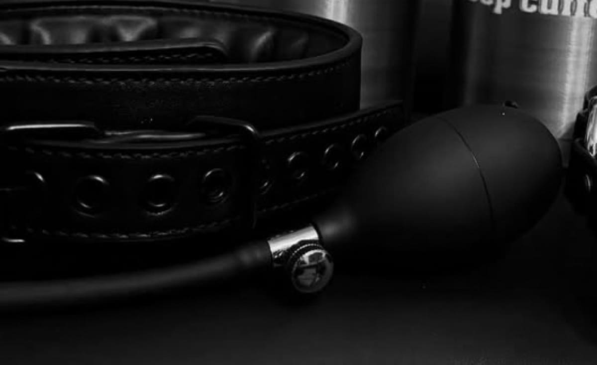 Of ropes and radiance: A sensual look at Obscene 2025